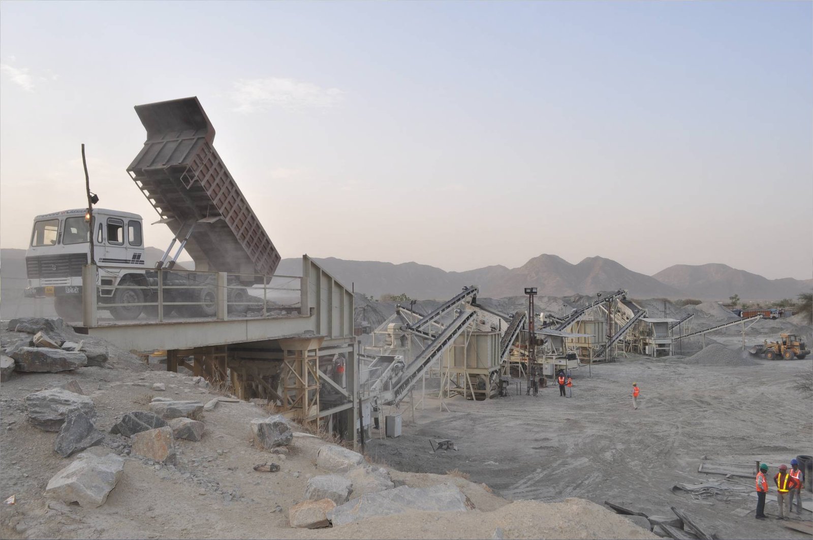 Six Lane Greenfield Ganga Expressway Group – IV from KM 445.000 to KM 601.847 in Uttar Pradesh