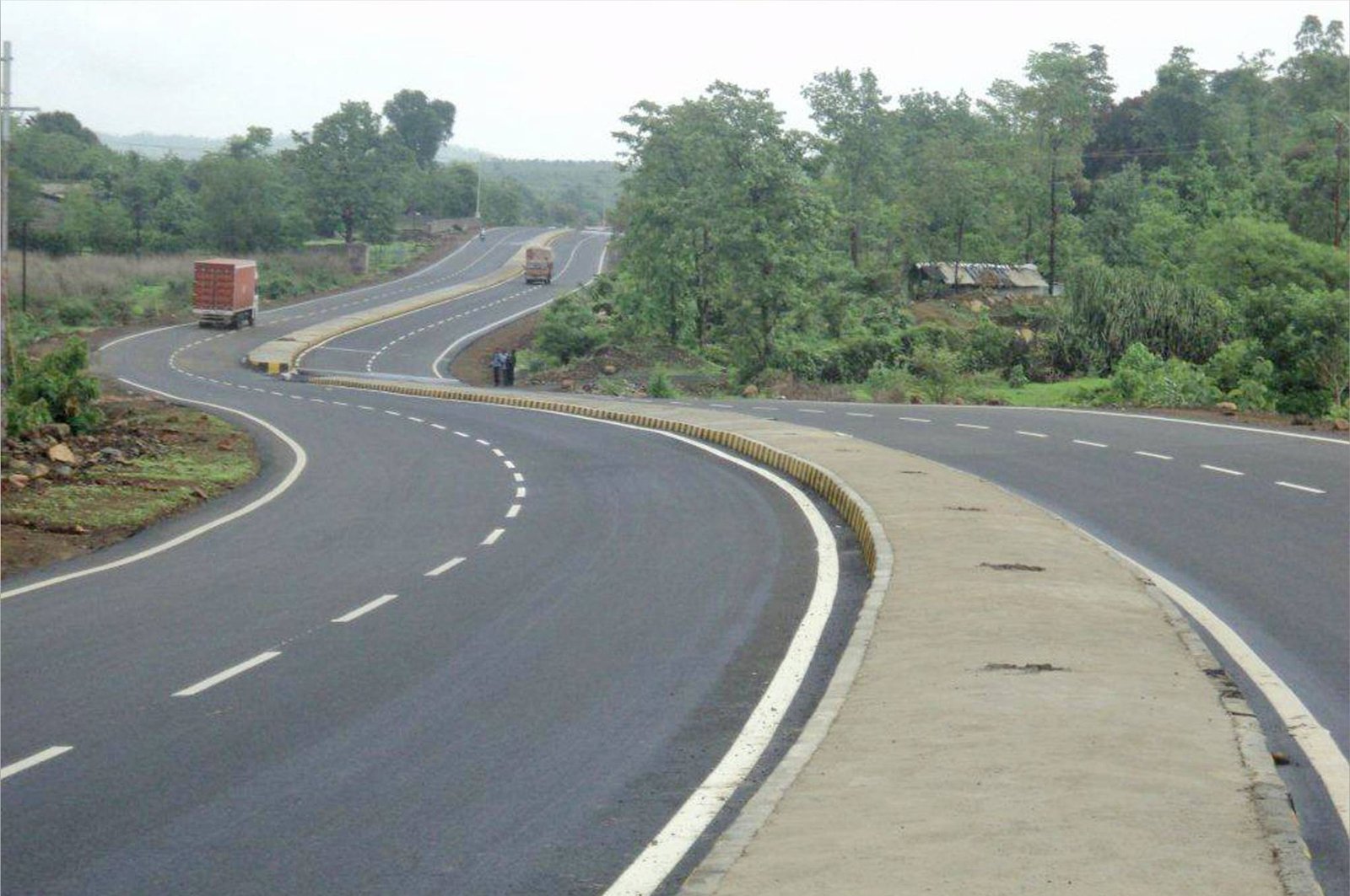 Road and Bridge works at Manor–Wada–Bhiwandi Road