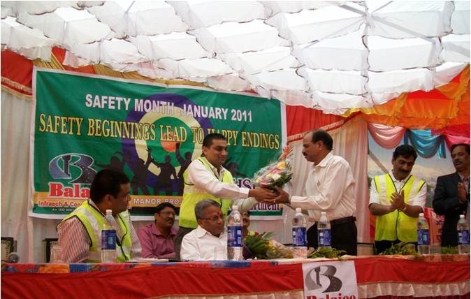 Workers Safety image 16